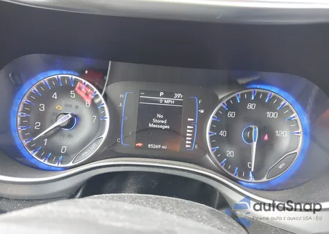 2018 Chrysler Pacifica Touring Plus z USA, uszkodzony, nr VIN 2C4RC1FG8JR333496